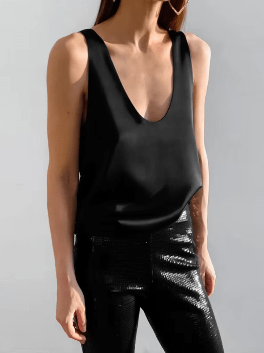 Curve Contour Top