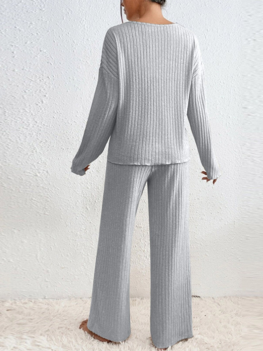 Women's Home Suit with V-Neck