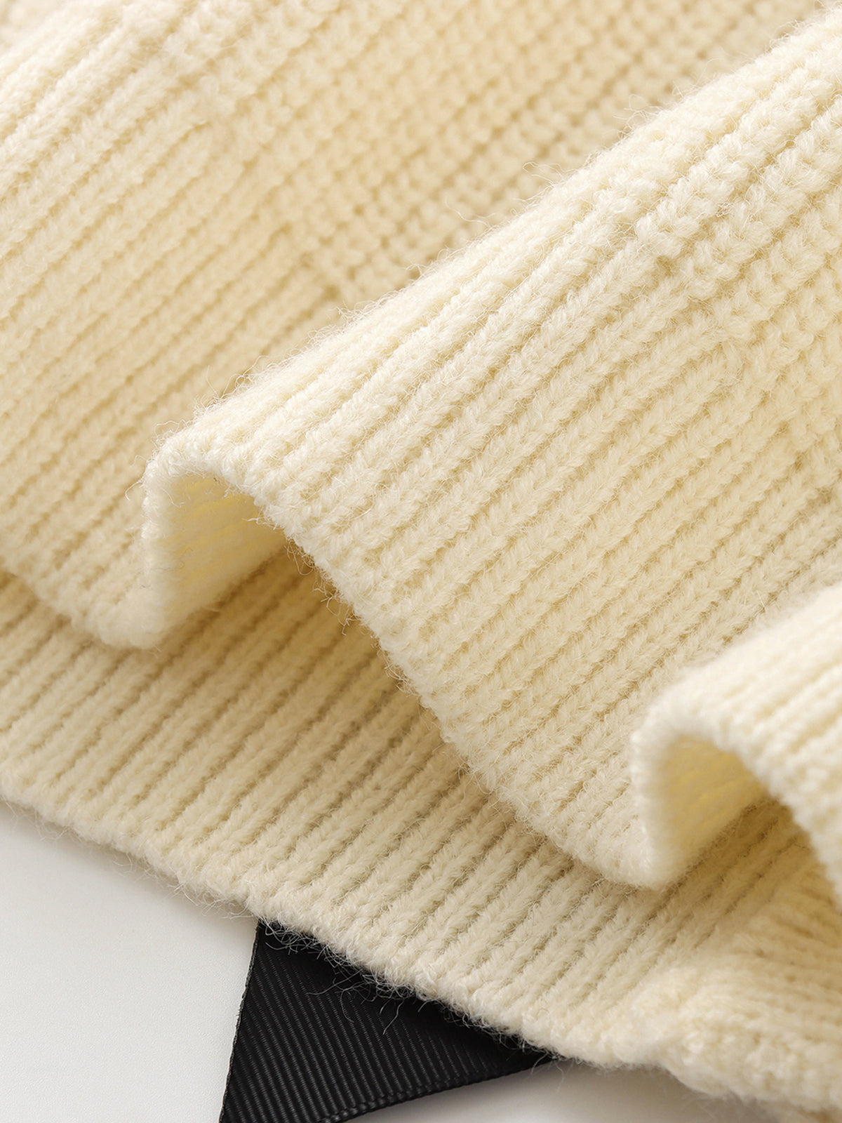 Ribbed Sweater with Bow