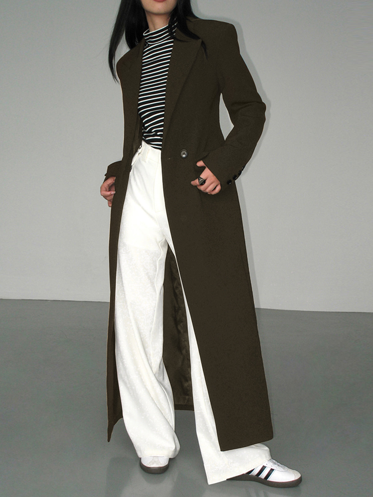 Blazer jacket with collar and pockets