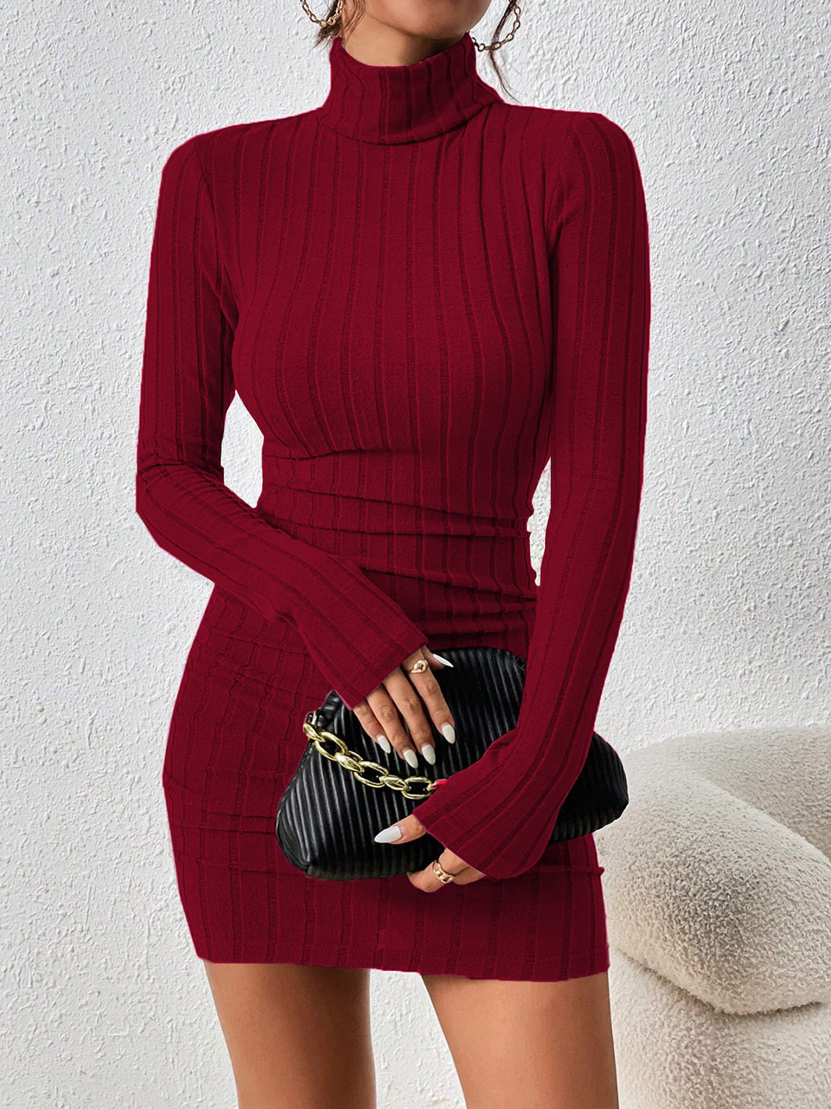 Hip-covering ribbed dress