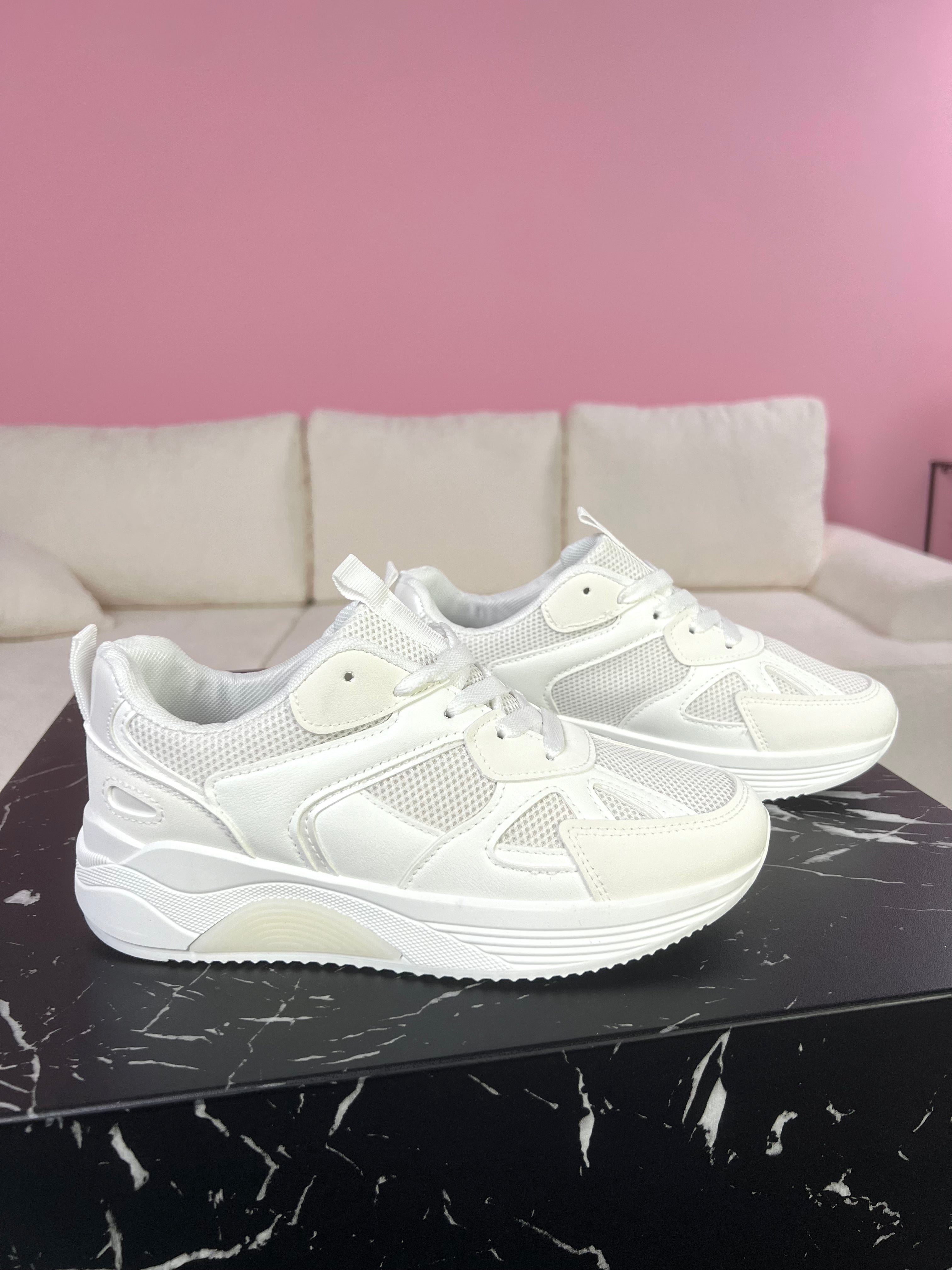 Star White Sneaker