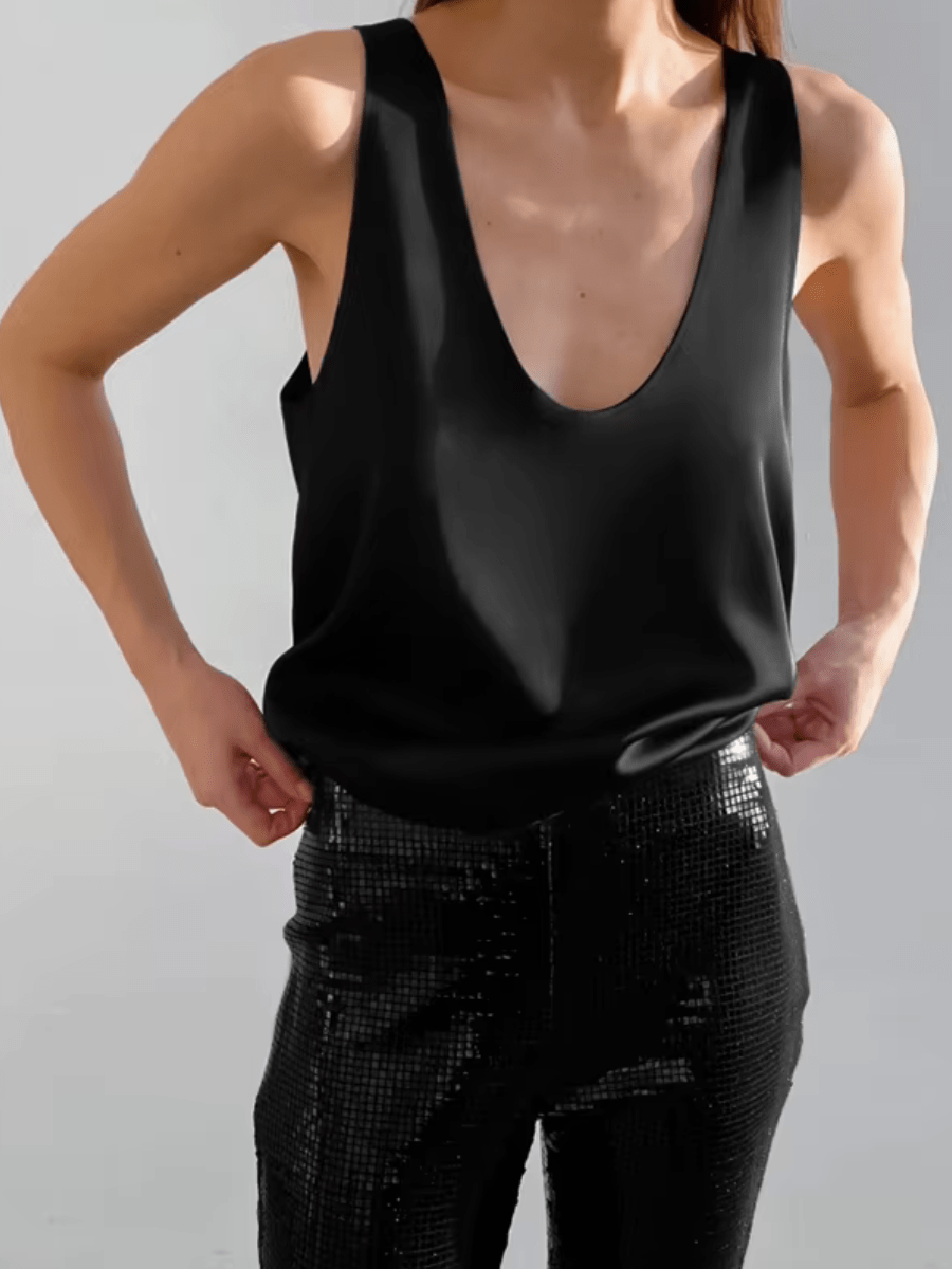 Curve Contour Top