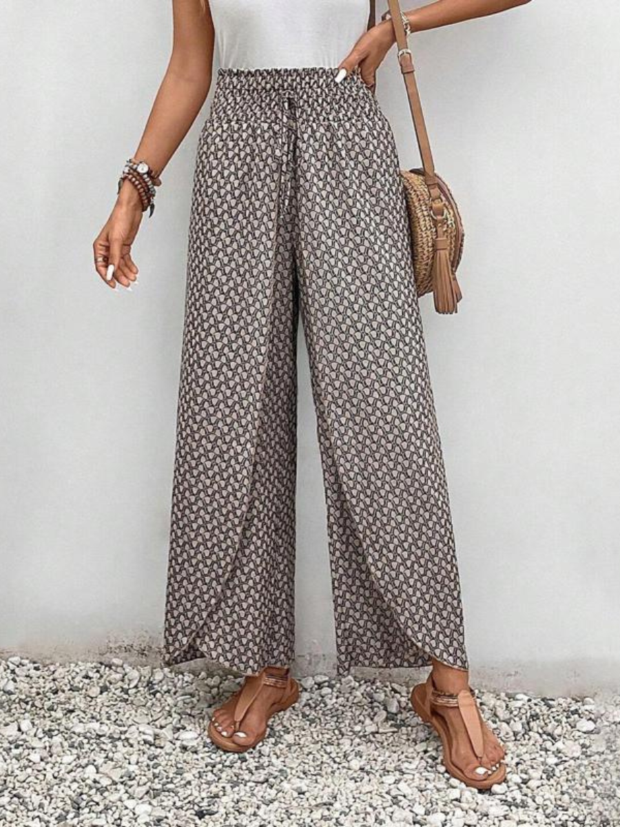 Wide casual trousers