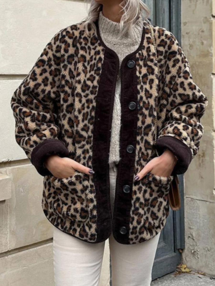 Chic Leopard Fleece