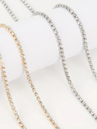 Minimalistische verfijnde beenketting