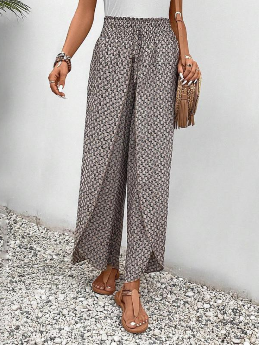 Wide casual trousers