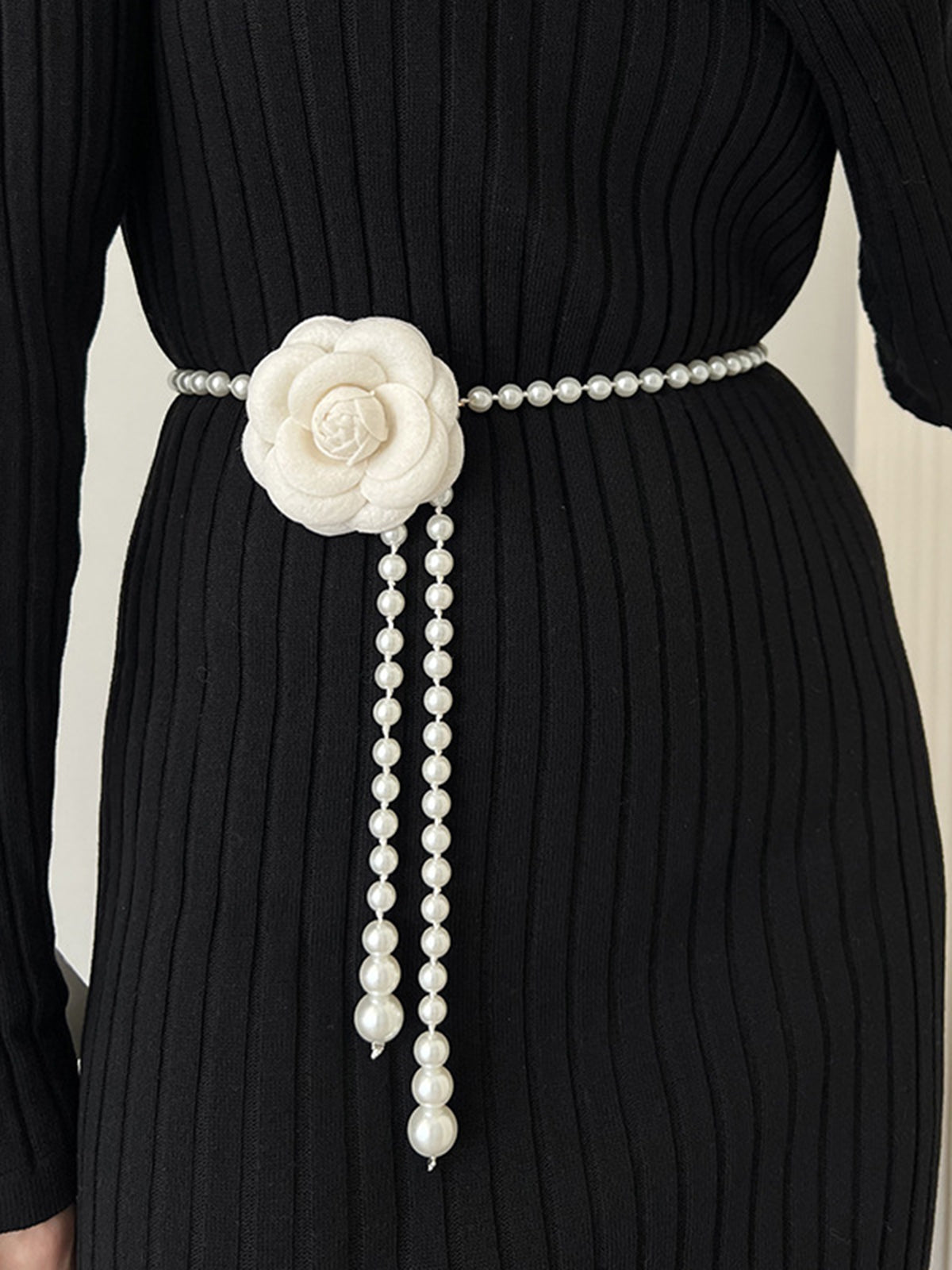 Rosette Pearl Belly Chain