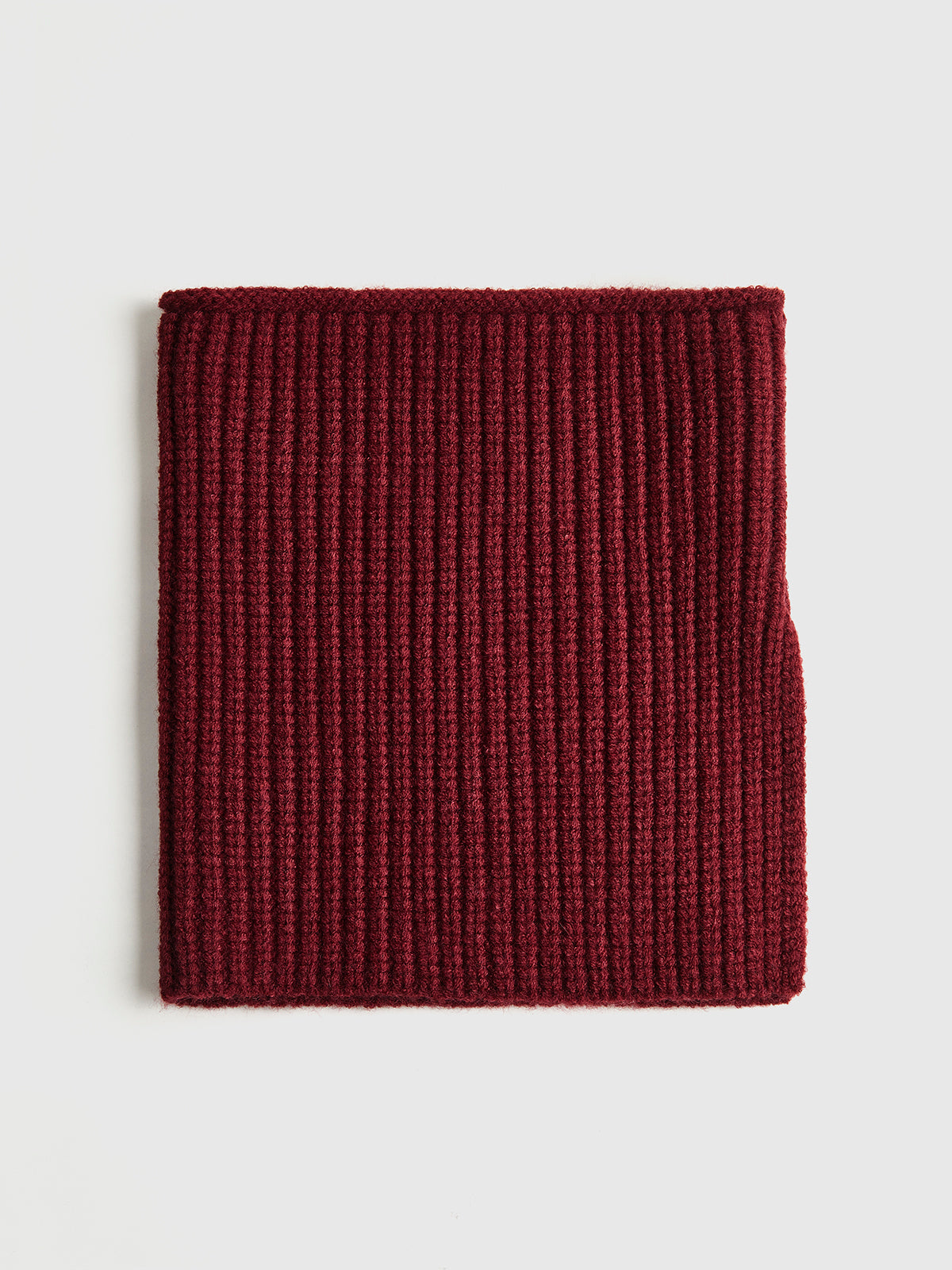Simple split windproof scarf