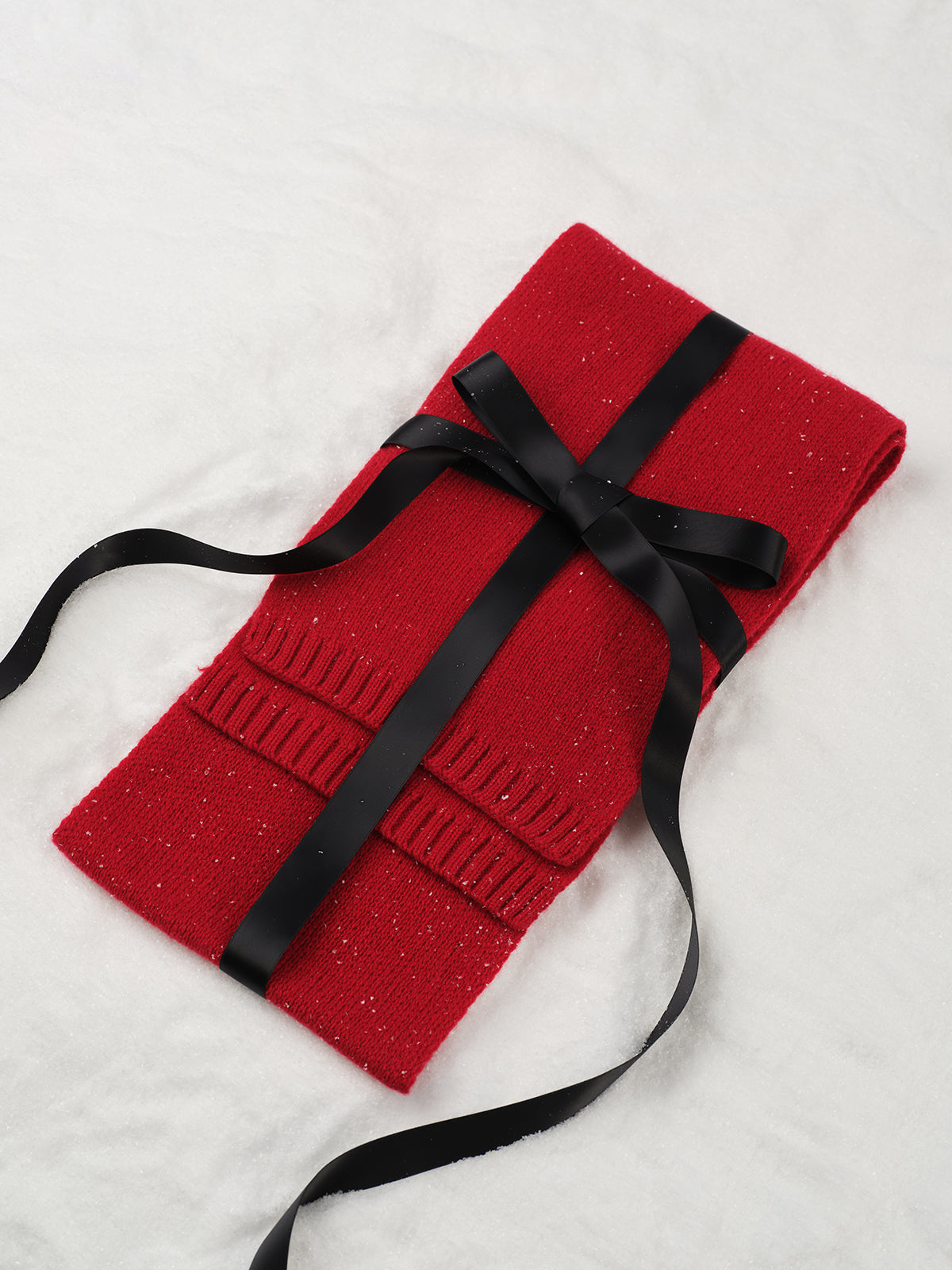 Elegant wool scarf